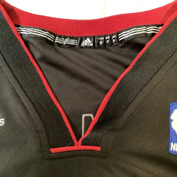 Adidas - Picture 3 of 7